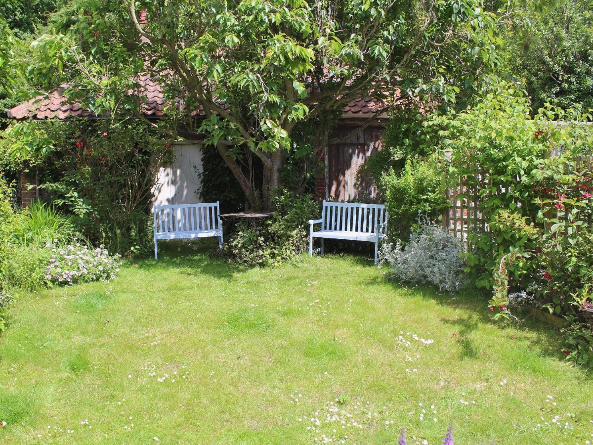 Blacksmiths Cottages Stiffkey Exterior photo