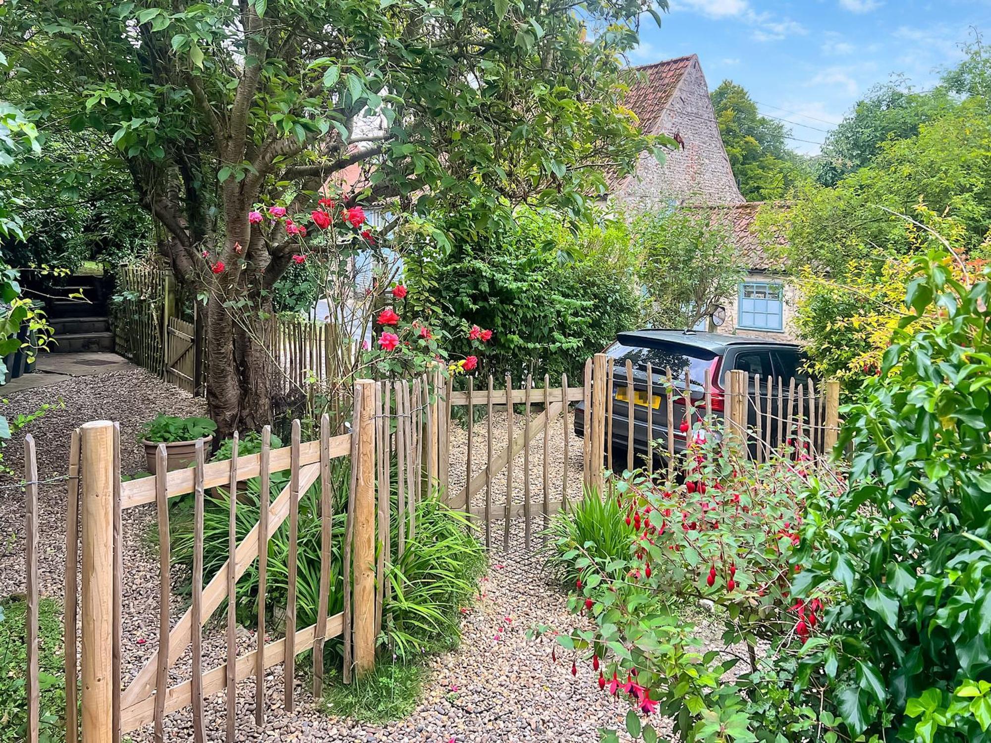 Blacksmiths Cottages Stiffkey Exterior photo