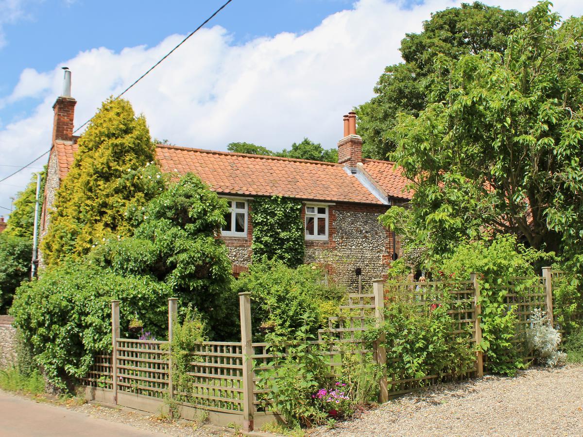 Blacksmiths Cottages Stiffkey Exterior photo